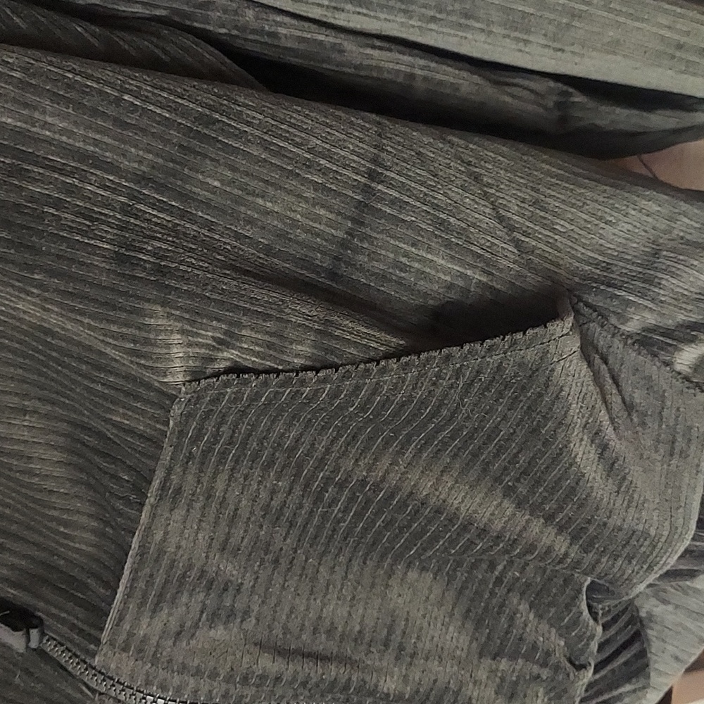 Adidas - Picture 15 of 16